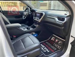 GMC Acadia